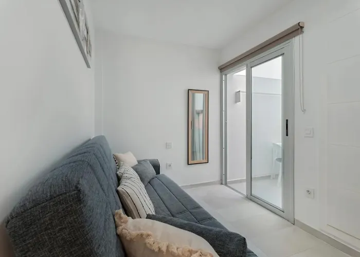 Iris Apartment